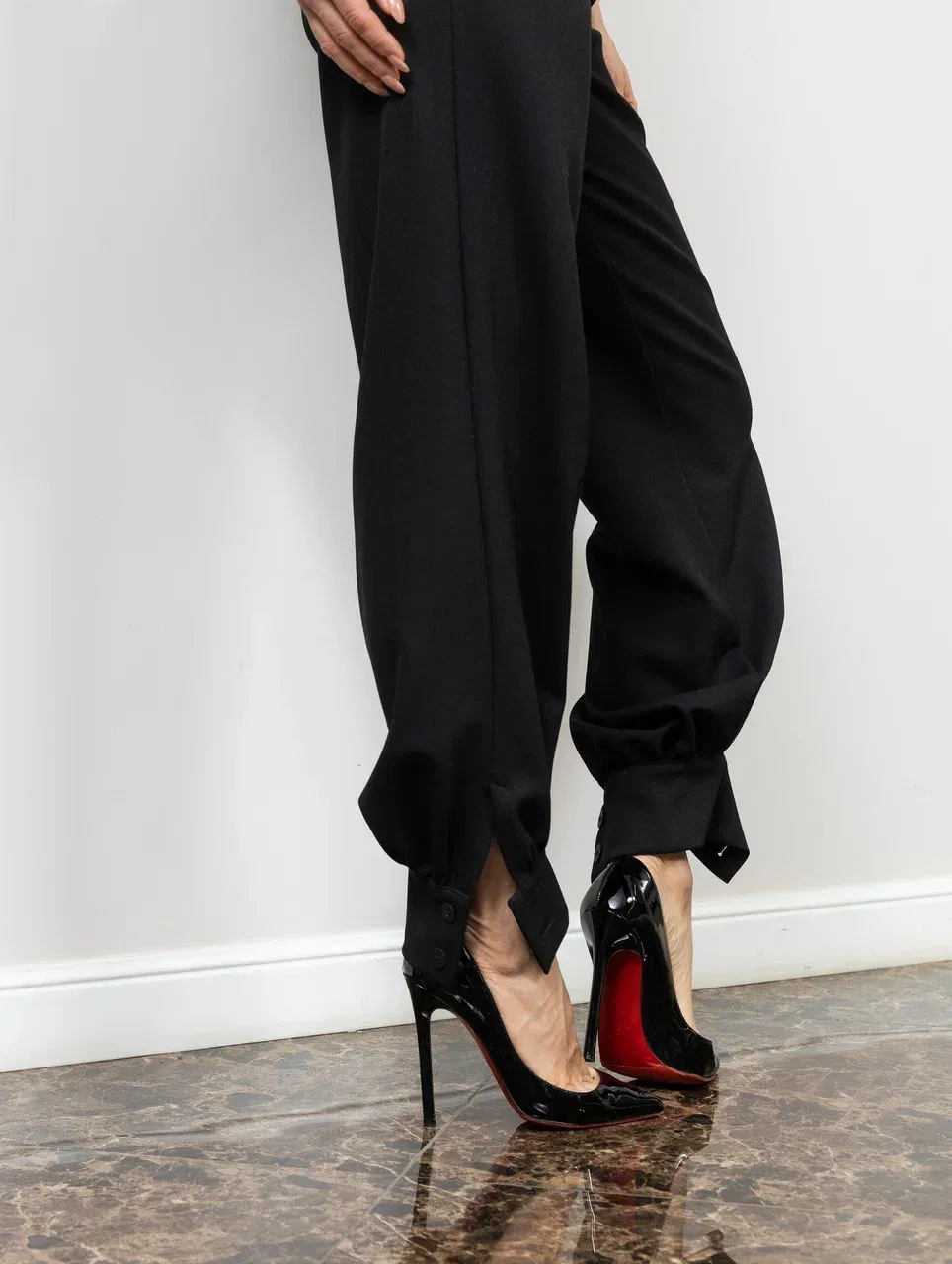 Брюки с манжетами