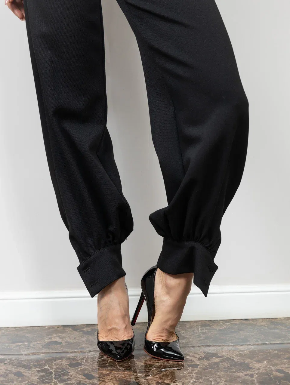 Брюки с манжетами