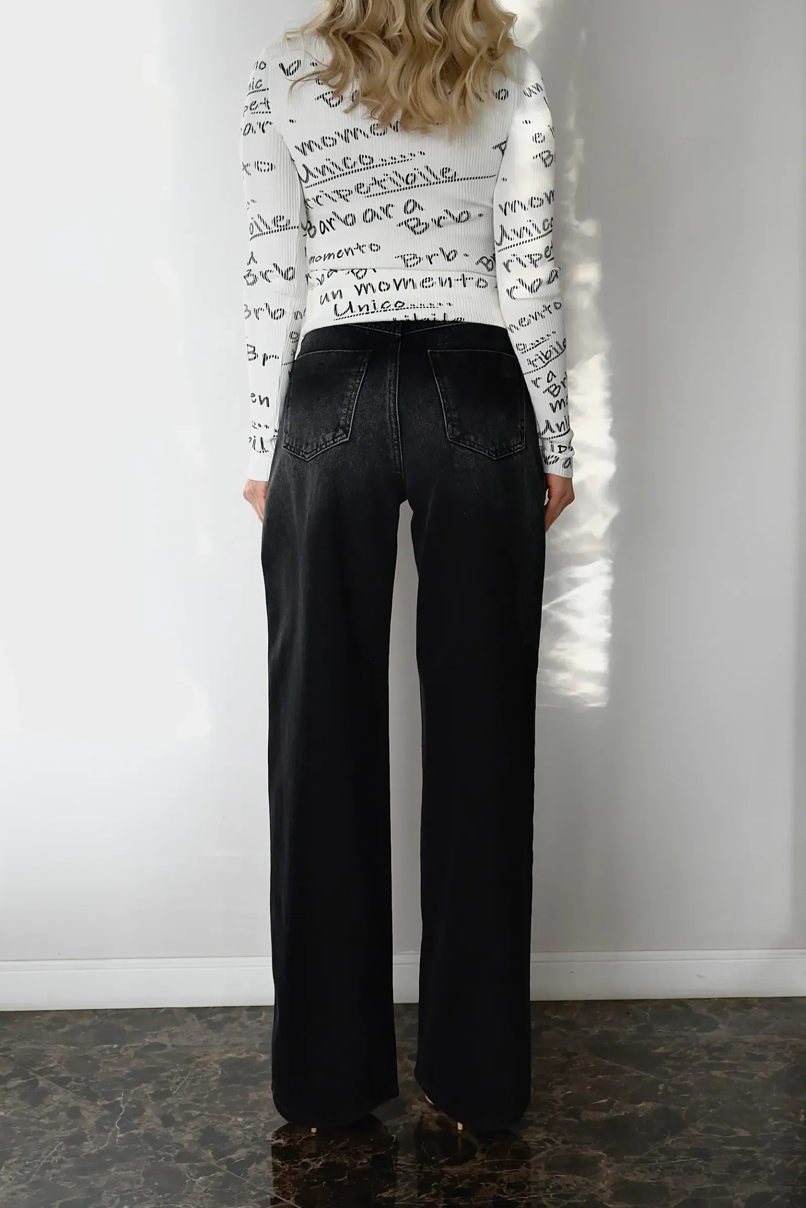 Джинсы с замочками