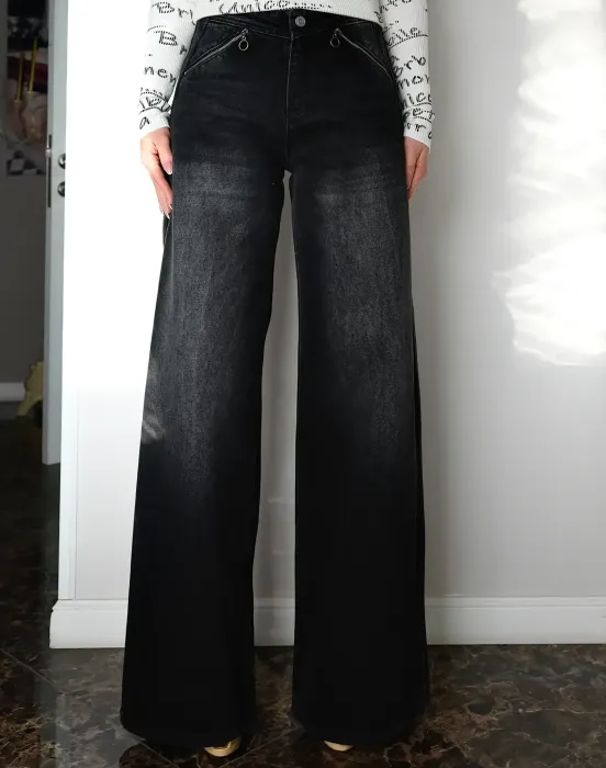 Джинсы с замочками