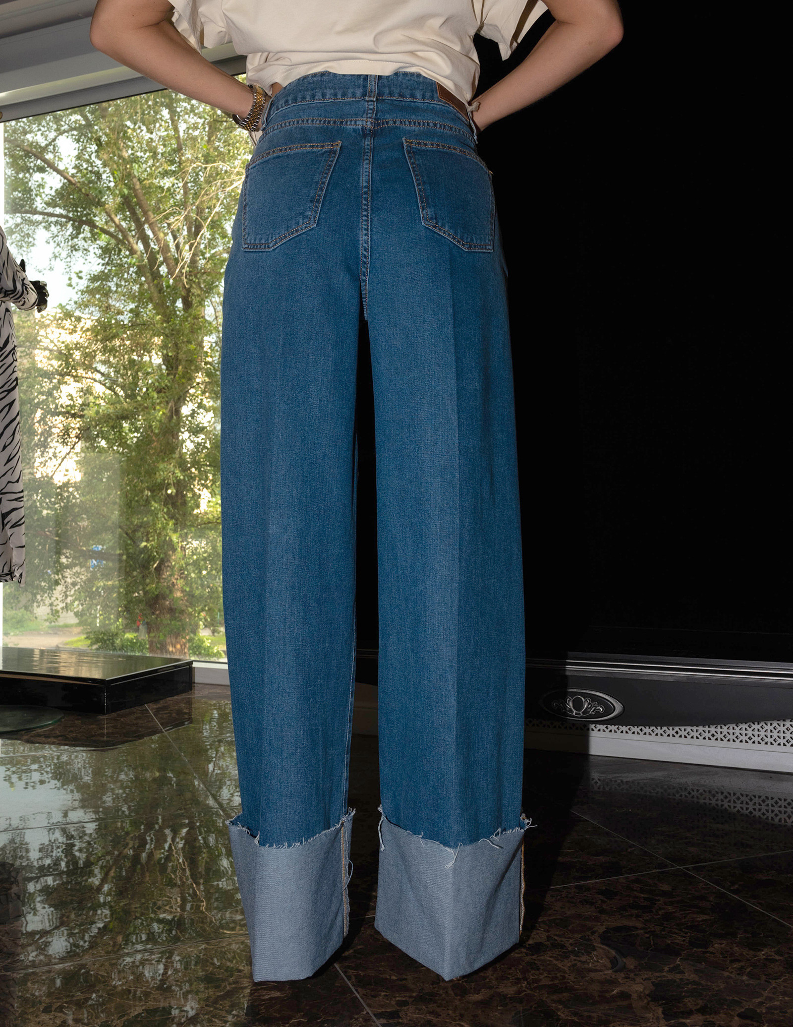 Джинсы с манжетами