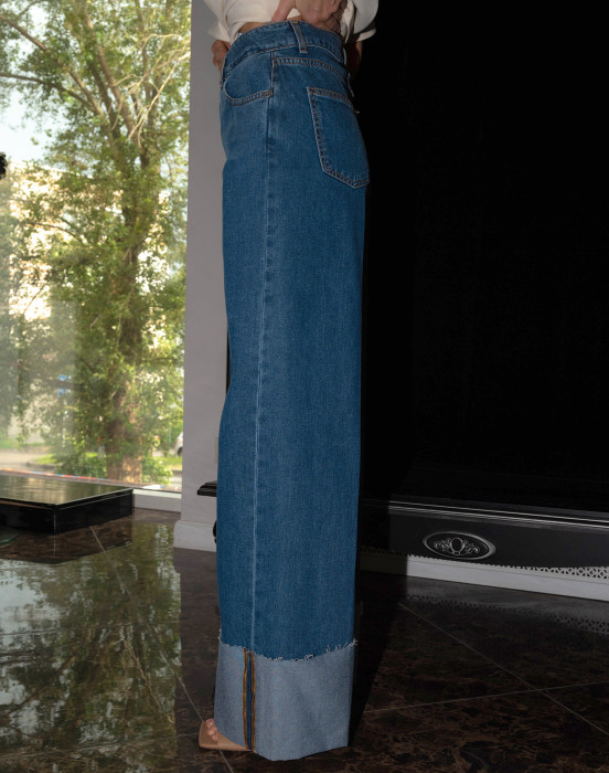 Джинсы с манжетами