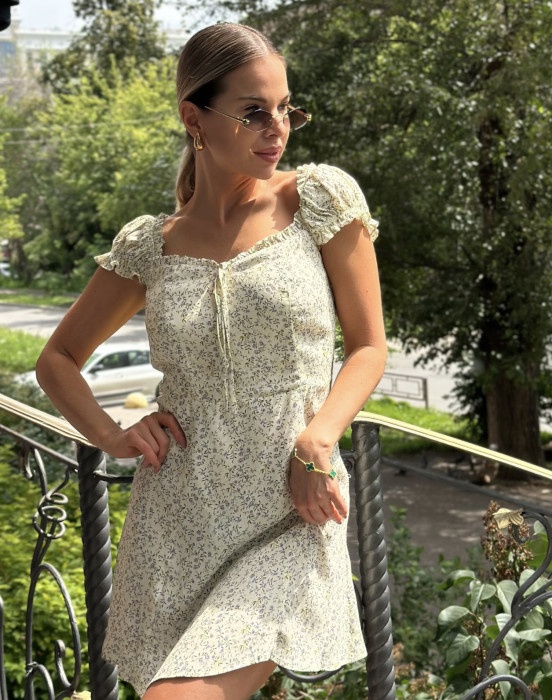 Платье в принте мильфлёр