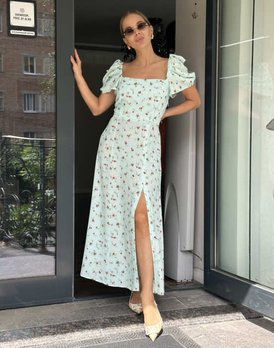 Платье в принте мильфлёр