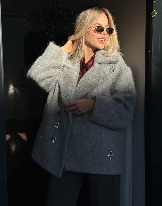 Пальто со стразами