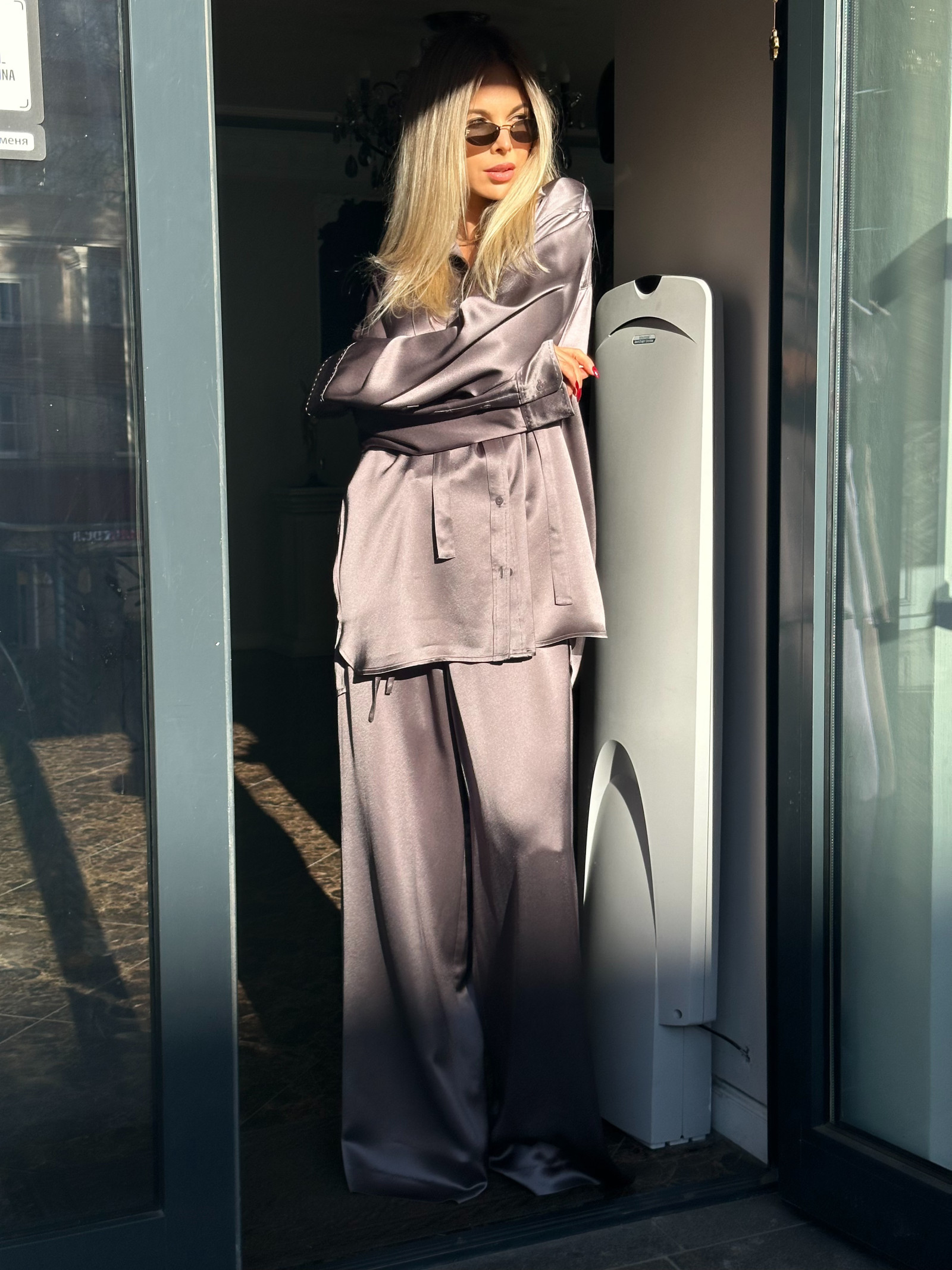 Костюм в пижамном стиле