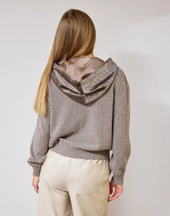 Джемпер на молнии