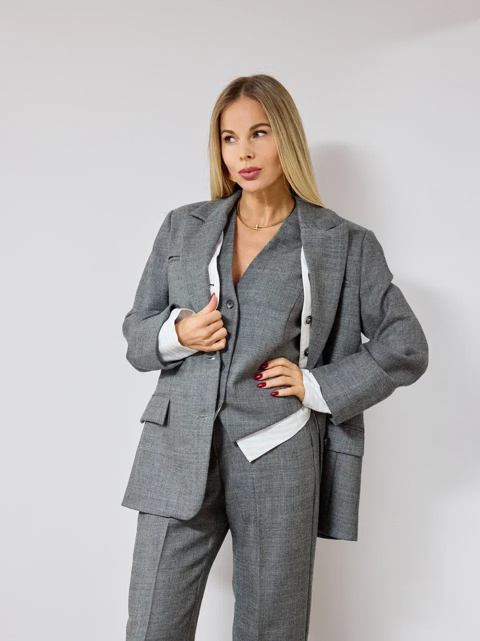 Пиджак из шерсти с имитацией внутренней жилетки