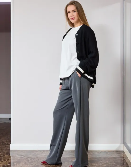 Кардиган на пуговицах с надписью