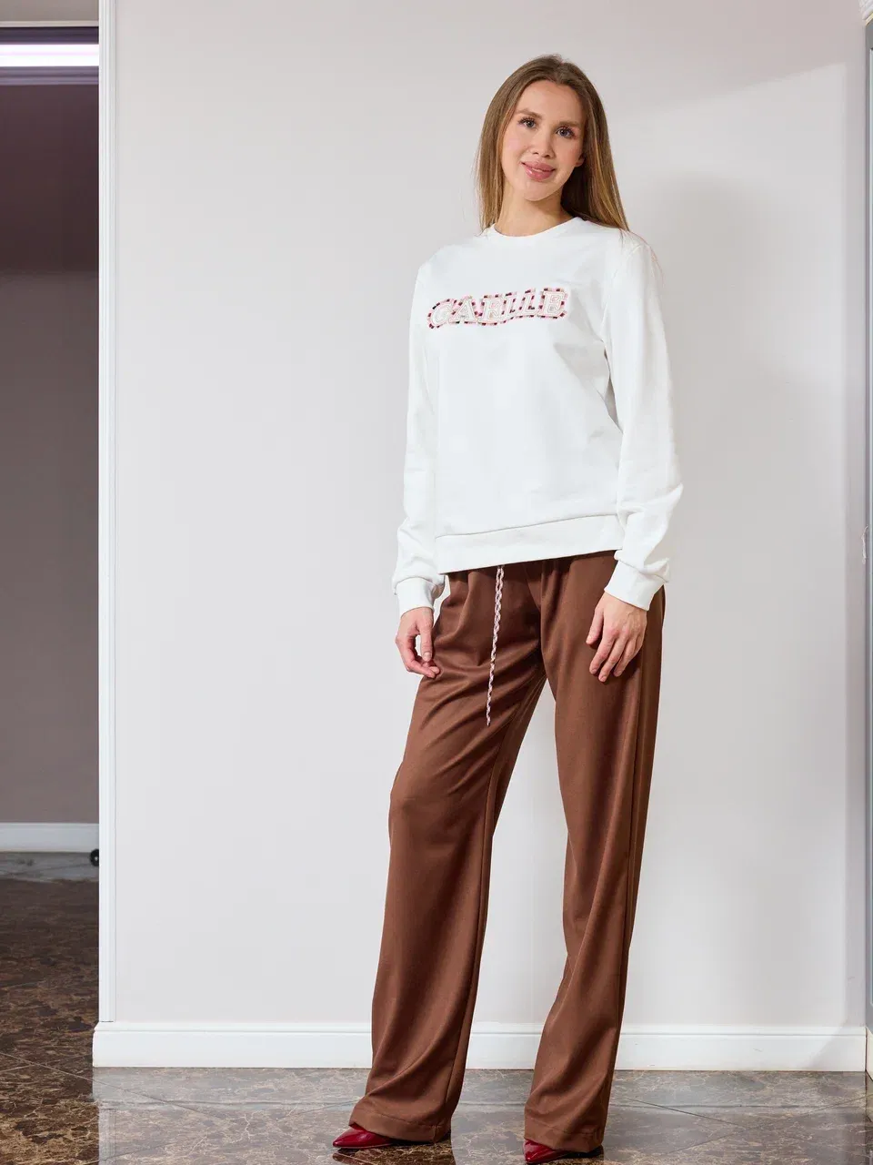 Брюки на резинке со шнуровкой