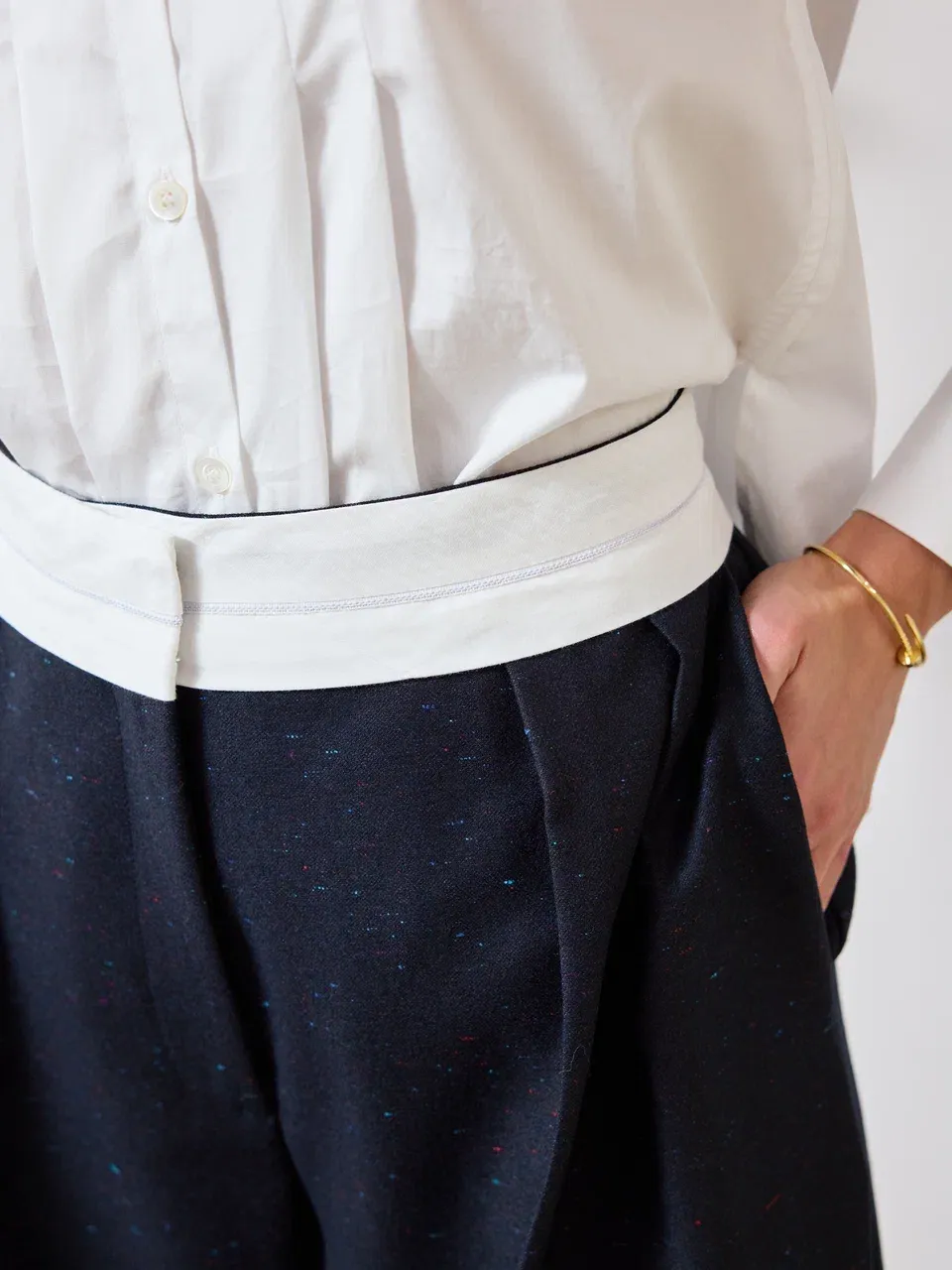 Блузка с рюшами