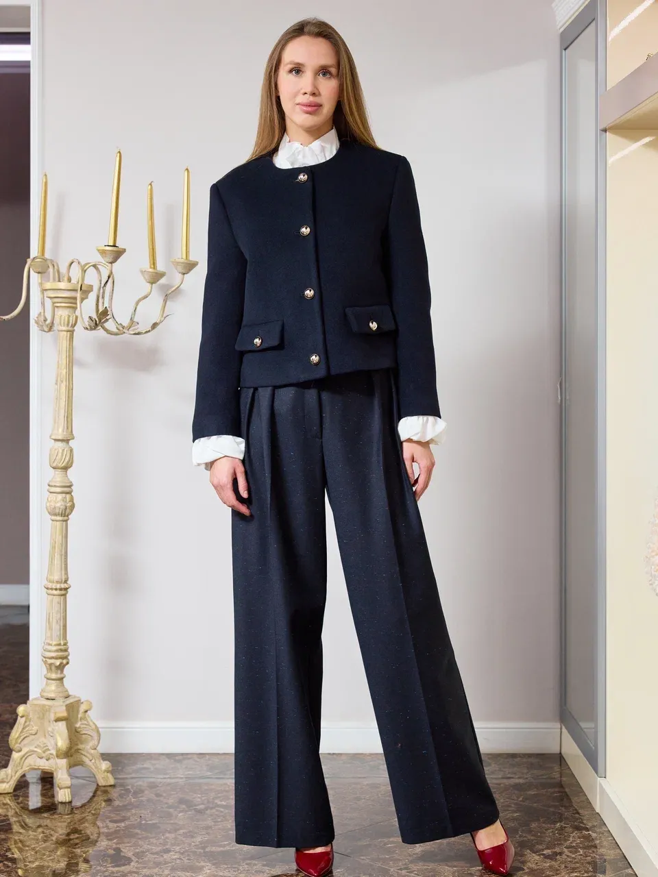 Жакет с вшитыми драпированными рукавами на пуговицах