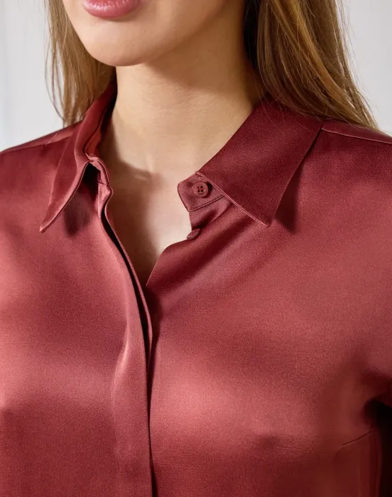 Блуза с пуговицами - фото - 3