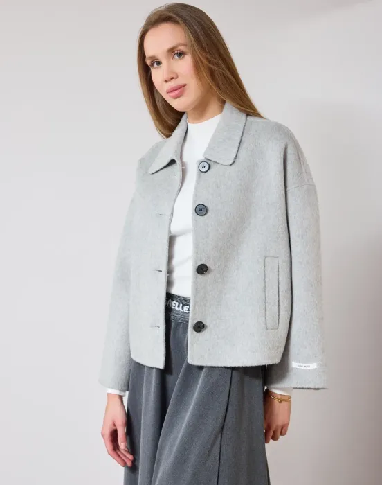 Пальто из шерсти и кашемира на пуговицах