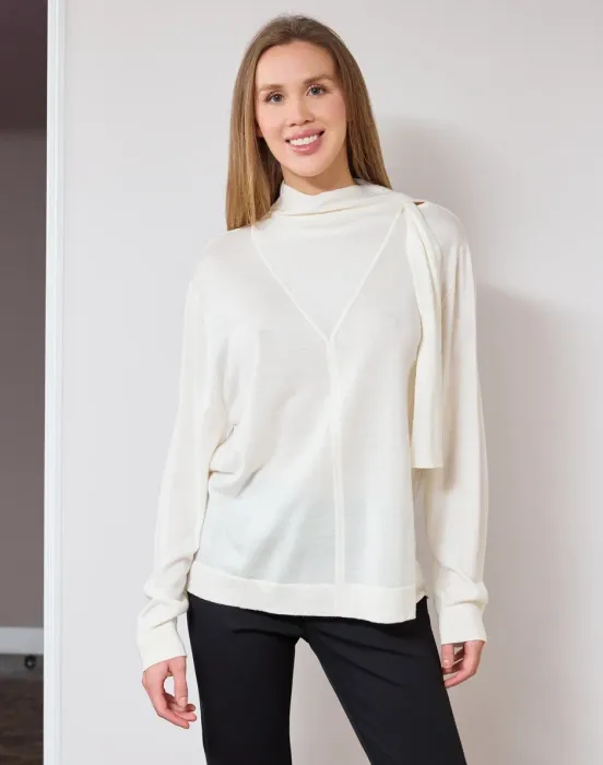 Джемпер с галстуком