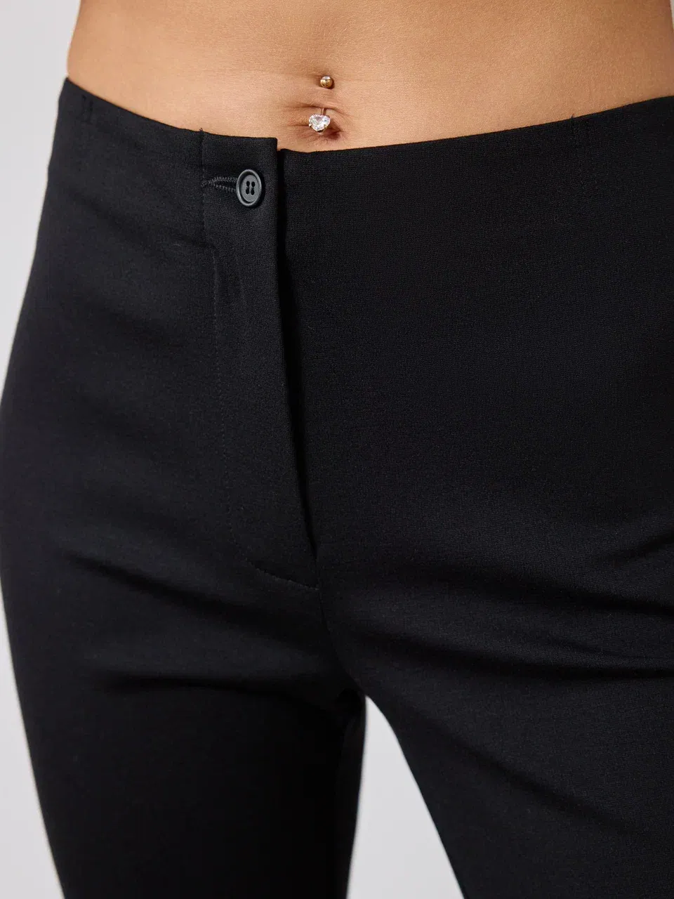 Брюки слим с молнией