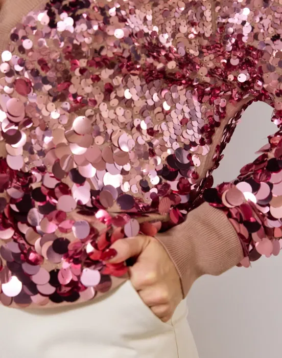 Кардиган с пайетками на пуговицах