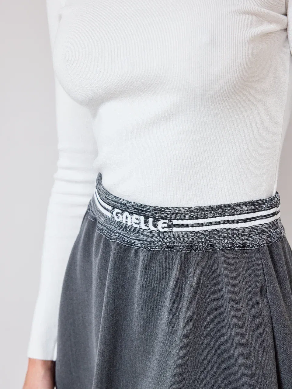 Юбка на резинке с логотипом