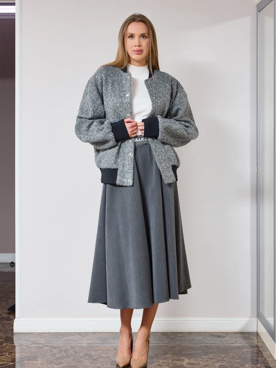 Бомбер с пайетками