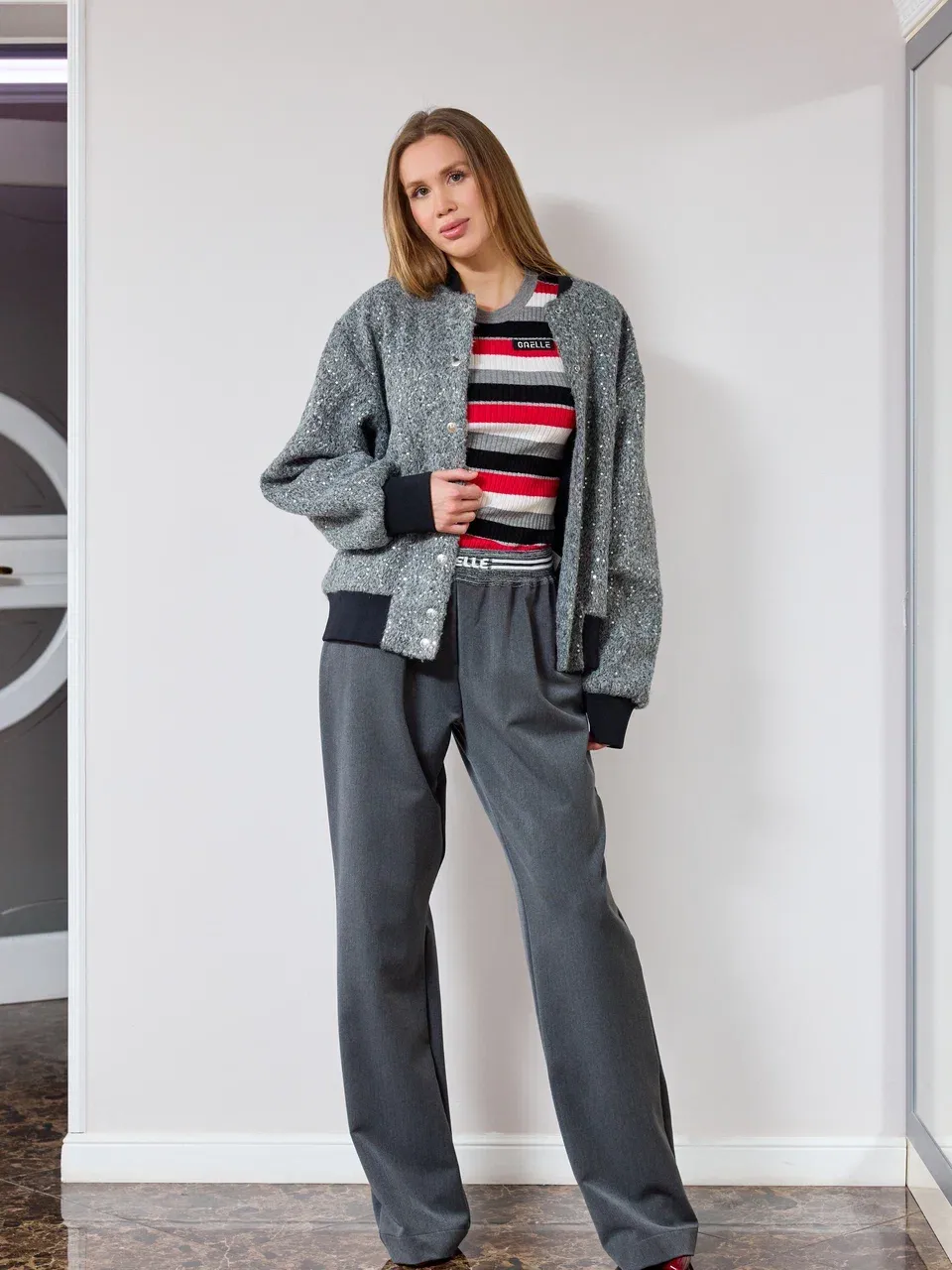 Бомбер с пайетками