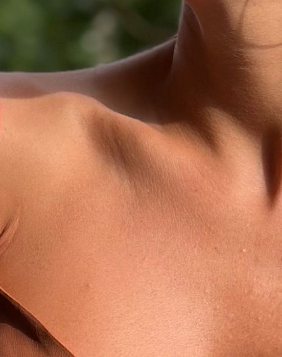 Костюм из топа и брюк