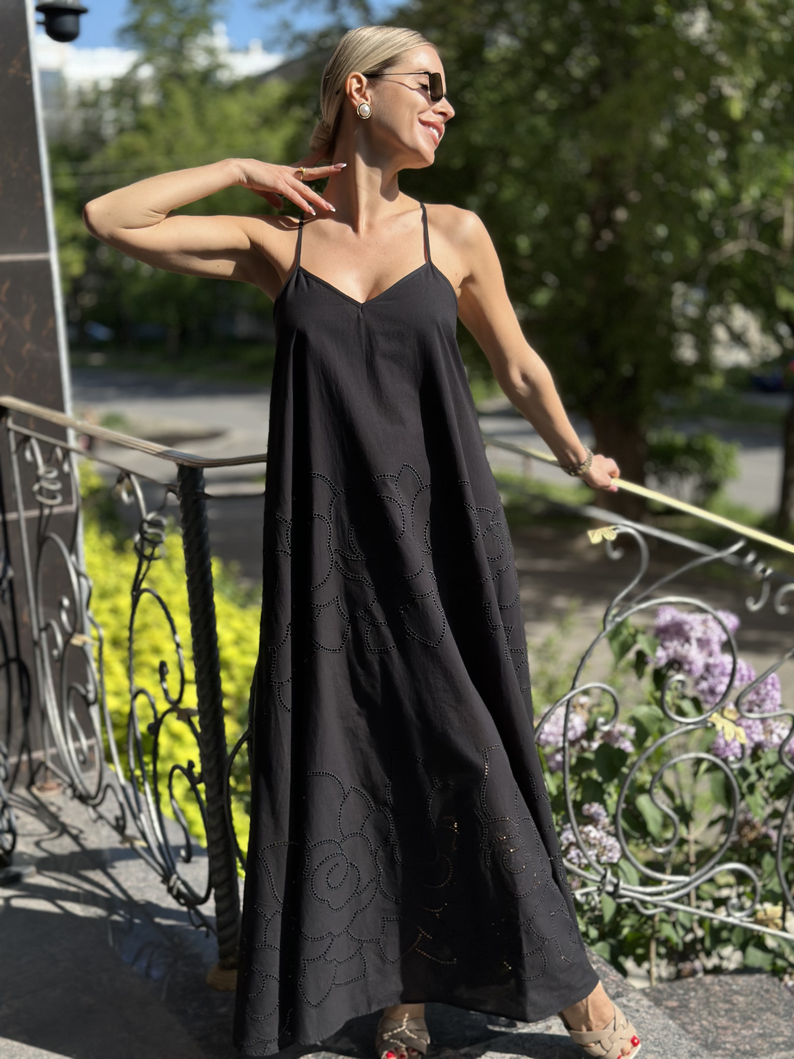 Сарафан с перфорацией