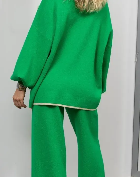 Трикотажный костюм