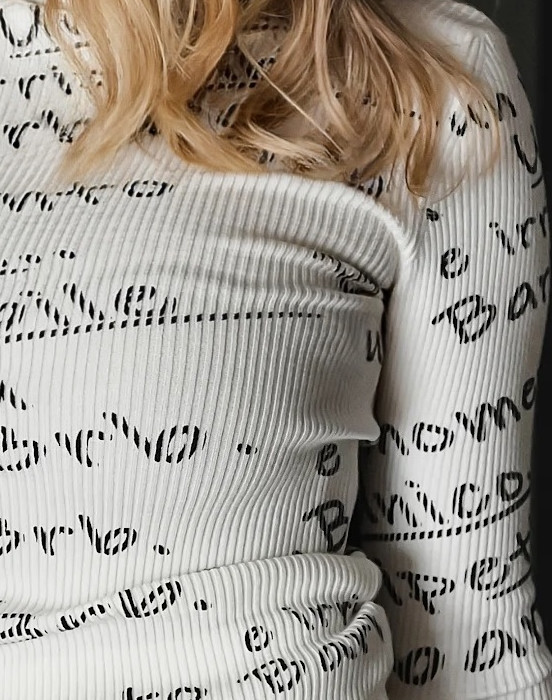 Лонгслив с надписями