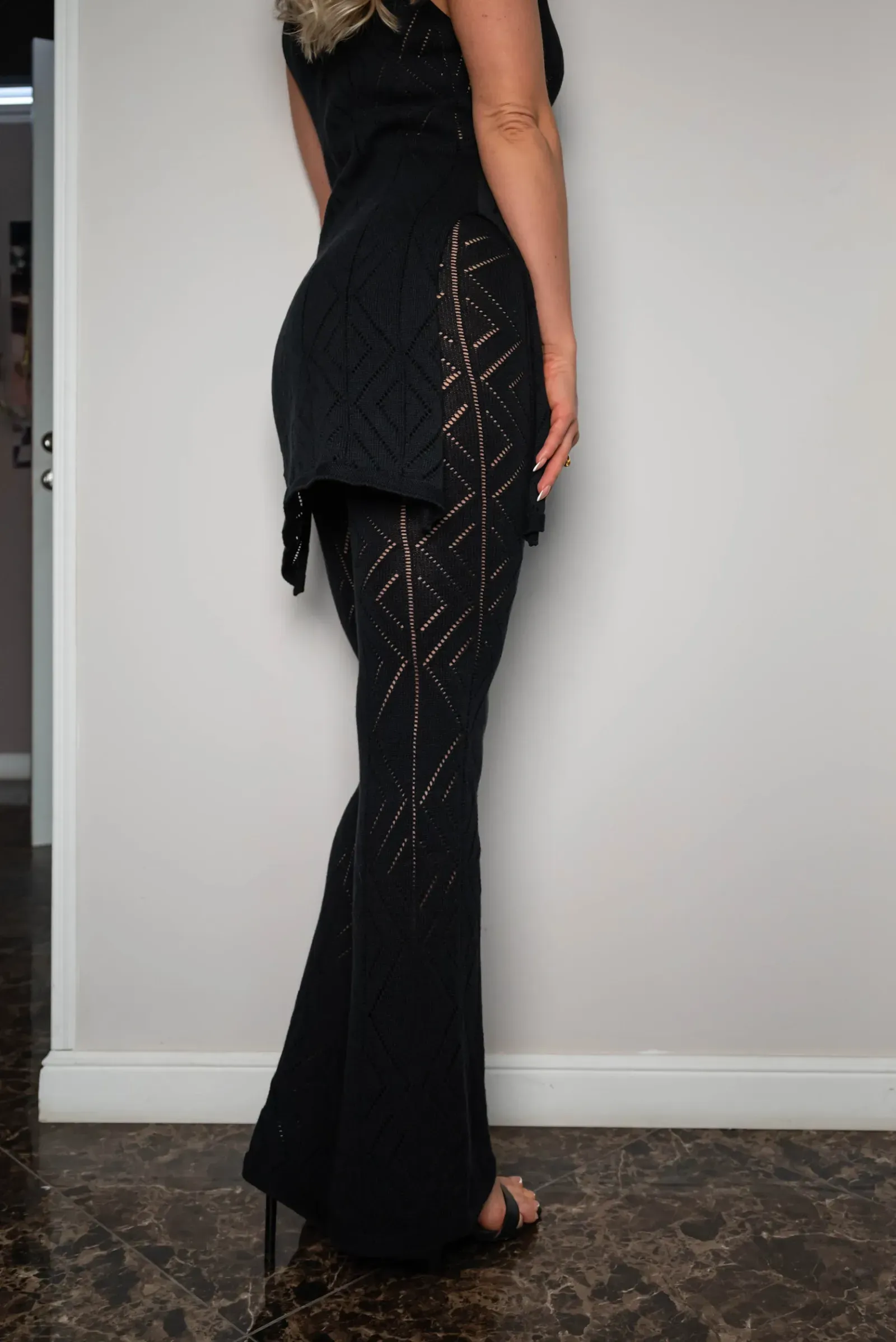 Трикотажный костюм в стиле вязки