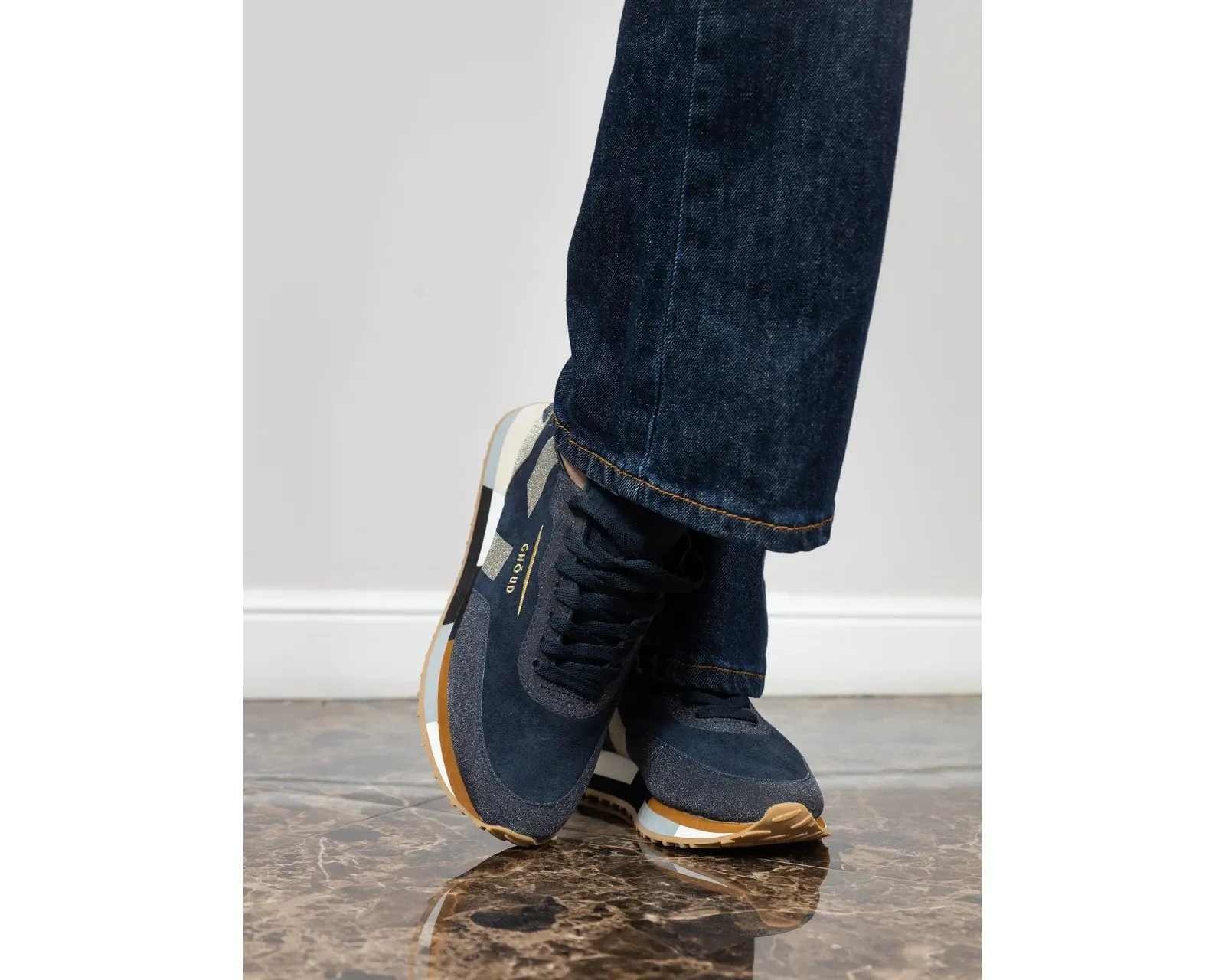 Кроссовки с глиттером, замшевые вставки в мультиколоре