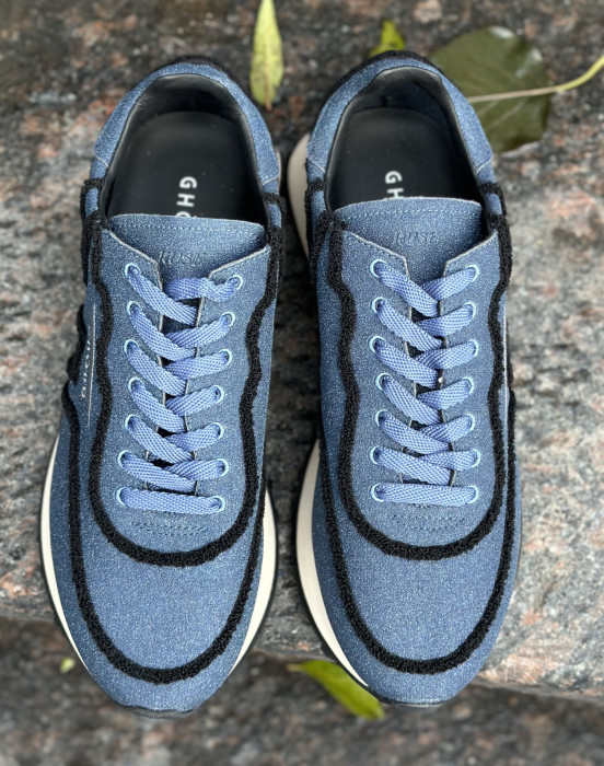 Кроссовки - фото - 4