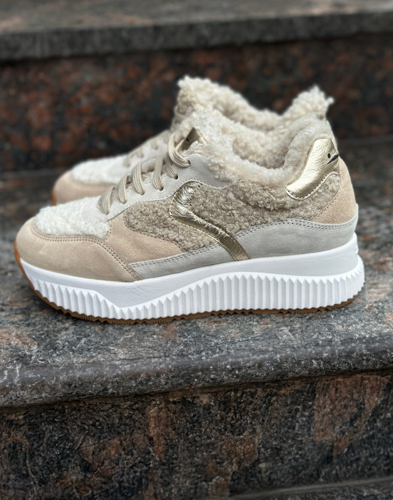 Кроссовки - фото - 4