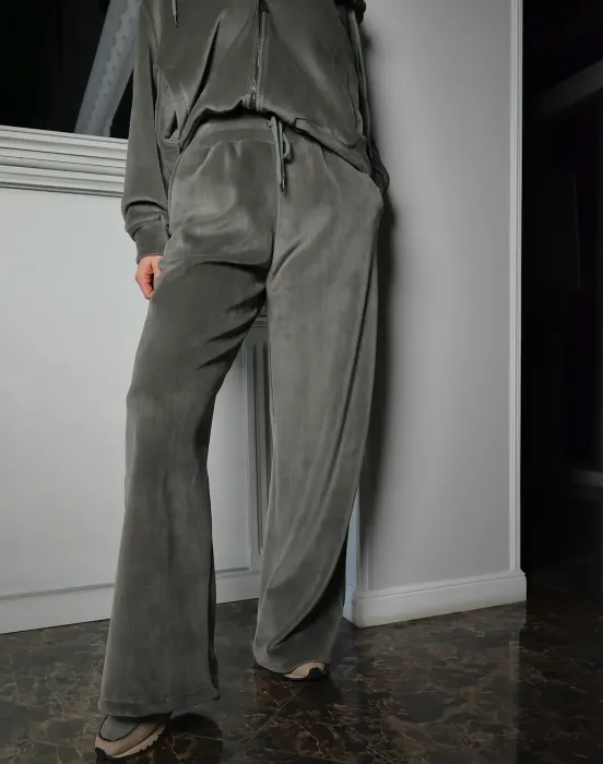 Спортивный костюм - фото - 1